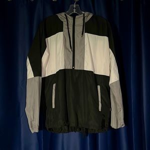 Beautiful Giant Hooded Windbreaker